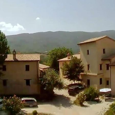 Вилла Agriturismo Il Covo Del Solengo Valtopina Экстерьер фото