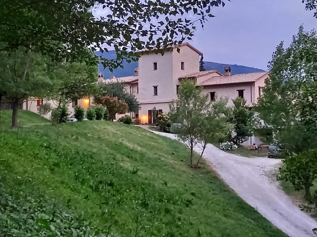 Agriturismo Il Covo Del Solengo Valtopina Экстерьер фото