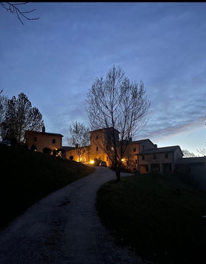 Вилла Agriturismo Il Covo Del Solengo Valtopina Экстерьер фото